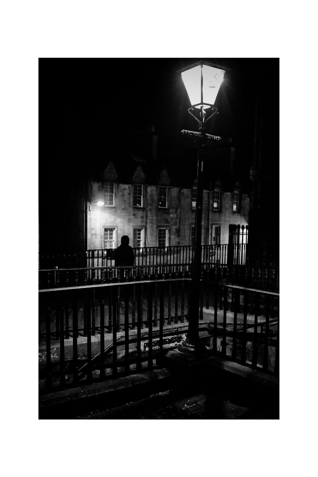 Edinburgh Street Light in the Dark by Scott Liddell